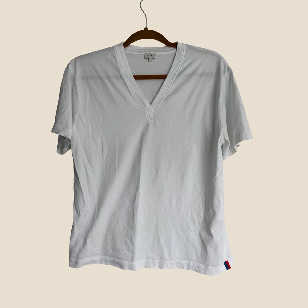 Kule White Cotton V-Neck Short Sleeve T-Shirt Signature Tab Small Preppy luxury